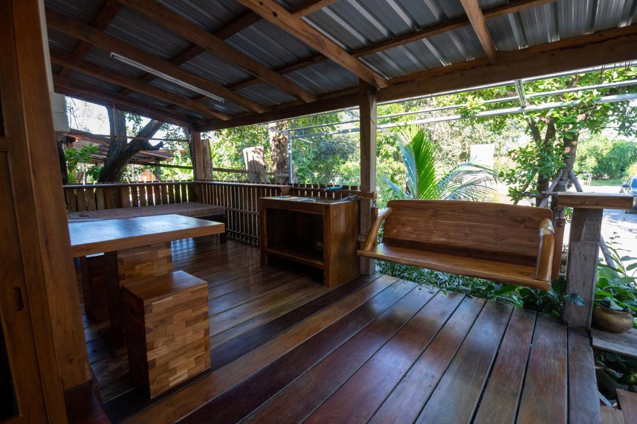 Suk Sabai Homestay スコタイ エクステリア 写真