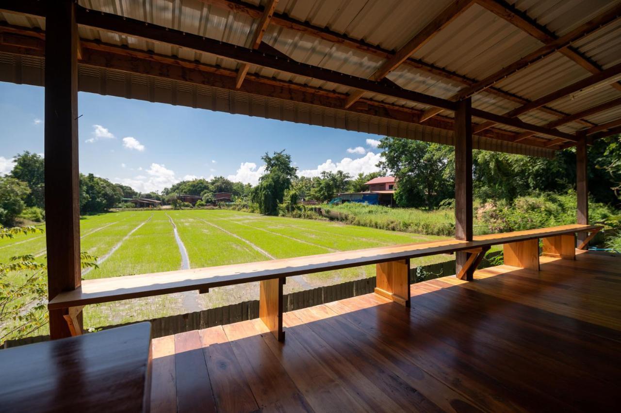 Suk Sabai Homestay スコタイ エクステリア 写真